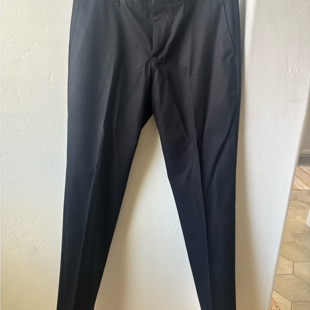 GAP Slim Fit Men's Black Dress Pants